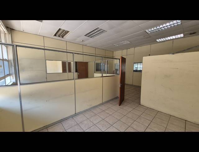 505M² FACTORY TO LET IN BOKSBURG EAST